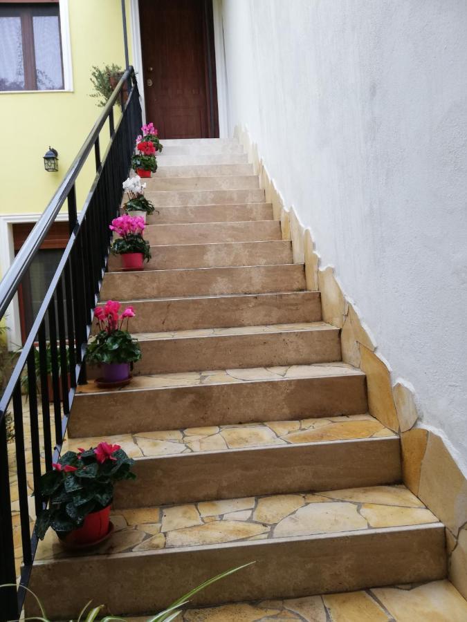 Nel Cuore Del Centro Storico Cagliari Exterior foto